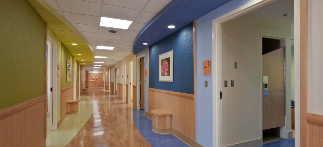 UNIVERSITY OF MINNESOTA MASONIC CHILDREN'S HOSPITAL CHILD/ADOLESCENT MENTAL HEALTH PROGRAM