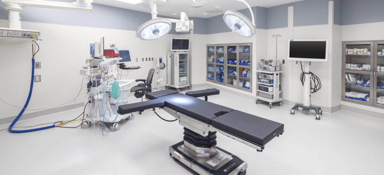 Surgery/operating room in the Crete Area facility.