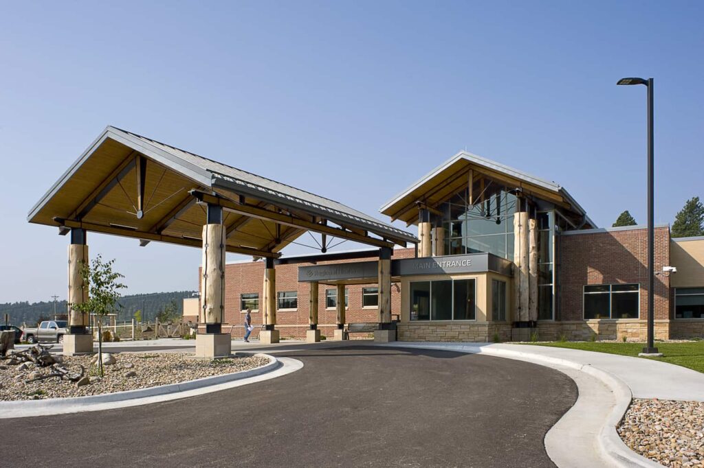 The exterior entry of the Custer Hospital in daytime