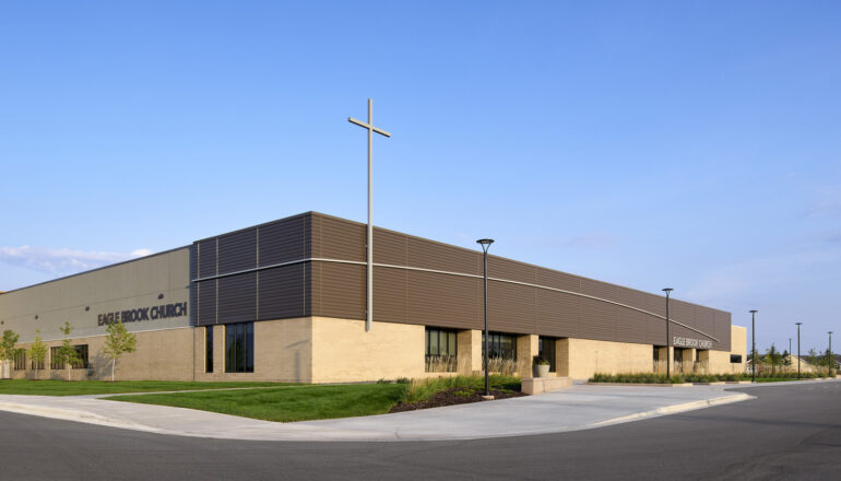An exterior view of the front entry to the Eagle Brook Church in Apple Valley.